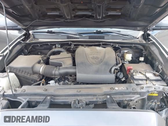 ✅ 2017 Toyota Tacoma SR5 • VIN: 3TMBZ5DN5HM008377 • Lot: 42470425. Listed on IAAI with 81,901 mi. Free auction sales archive from the USA and detailed vehicle history report at DreamBid. Image 10.