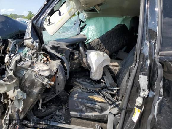 2018 Chevrolet Colorado 4WD Z71 with VIN 1GCHTDENXJ1139344, listed as a Copart auction lot 63610974 with Not provided miles and Non repairable. Bid and sale history available at DreamBid. Image 7.