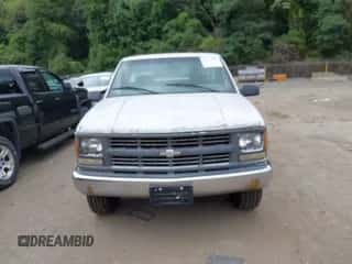 1999 Chevrolet Silverado 3500 с VIN 1GCGC34RXXR726244, выставлен на аукционе IAAI как лот 43025593 с пробегом 168 412 миль миль и . История ставок и продаж доступна на DreamBid. Изображение 6.