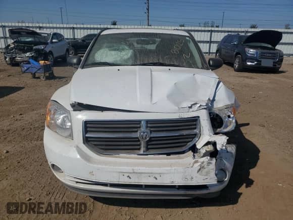 2011 Dodge Caliber Mainstreet with VIN 1B3CB3HA3BD237813, listed as a Copart auction lot 81101125 with 107,628 mi miles and Salvage title. Bid and sale history available at DreamBid. Image 5.