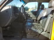 ✅ 2007 GMC Sierra 1500 • VIN: 1GTHC29D97E170284 • Лот: 46912175. Опубликован ранее на Copart с пробегом 328 374 миль. Бесплатный доступ к архиву аукционных продаж из США и подробный отчёт об истории автомобиля на DreamBid. Изображение 7.