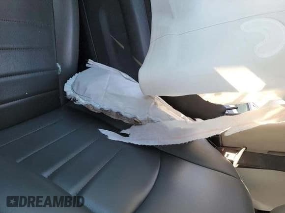 ✅ 2023 Ram 1500 Tradesman • VIN: 3C6JR6DG7PG626825 • Lot: 43812869. Wystawiony na IAAI z przebiegiem 59 455 mil. Bezpłatny archiwum sprzedaży aukcyjnych z USA i szczegółowy raport historii pojazdu na DreamBid. Zdjęcie 34.