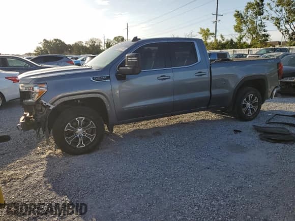 ✅ 2021 GMC Sierra 1500 SLE • VIN: 1GTV9BED7MZ345482 • Лот: 62396485. Опубликован ранее на Copart с пробегом 43 501 миль. Бесплатный доступ к архиву аукционных продаж из США и подробный отчёт об истории автомобиля на DreamBid. Изображение 1.