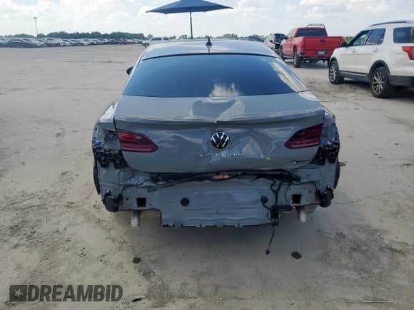 ✅ 2023 Volkswagen Arteon SEL R-Line • VIN: WVWAR7AN8PE016098 • Лот: 62030255. Опубликован ранее на Copart с пробегом 11 878 миль. Бесплатный доступ к архиву аукционных продаж из США и подробный отчёт об истории автомобиля на DreamBid. Изображение 6.