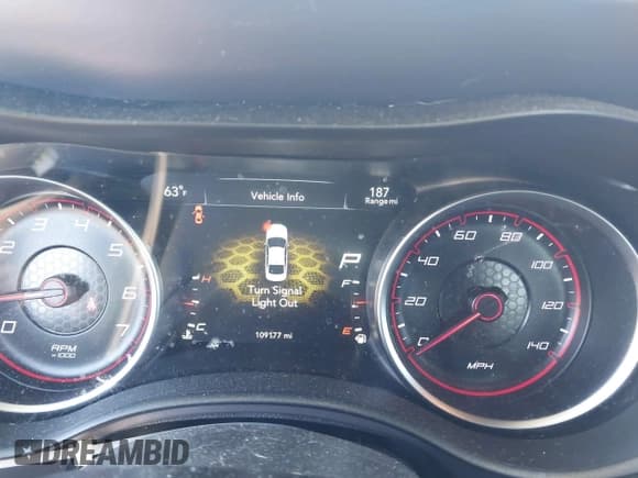 ✅ 2019 Dodge Charger SXT • VIN: 2C3CDXBG6KH650166 • Лот: 43170475. Опубликован ранее на IAAI с пробегом 109 177 миль. Бесплатный доступ к архиву аукционных продаж из США и подробный отчёт об истории автомобиля на DreamBid. Изображение 7.