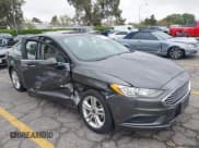 ✅ 2018 Ford Fusion SE • VIN: 3FA6P0LU1JR235017 • Lot: 43365139. Wystawiony na IAAI z przebiegiem 110 369 mil. Bezpłatny archiwum sprzedaży aukcyjnych z USA i szczegółowy raport historii pojazdu na DreamBid. Zdjęcie 1.