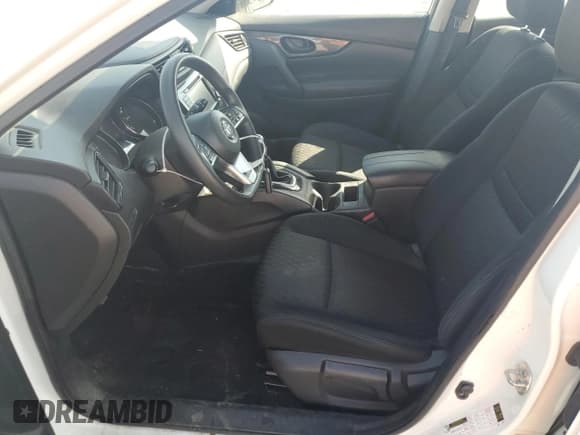 ✅ 2019 Nissan Rogue S • VIN: KNMAT2MV8KP546181 • Lot: 64429645. Wystawiony na Copart z przebiegiem 206 633 mil. Bezpłatny archiwum sprzedaży aukcyjnych z USA i szczegółowy raport historii pojazdu na DreamBid. Zdjęcie 7.