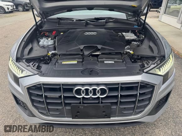 ✅ 2019 Audi Q8 Premium Plus • VIN: WA1BVAF19KD030815 • Lot: 60911975. Listed on Copart with 121,239 mi. Free auction sales archive from the USA and detailed vehicle history report at DreamBid. Image 7.