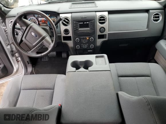 ✅ 2013 Ford F-150 XLT • VIN: 1FTEW1CM2DFD47521 • Лот: 81401425. Опубликован ранее на Copart с пробегом 53 639 миль. Бесплатный доступ к архиву аукционных продаж из США и подробный отчёт об истории автомобиля на DreamBid. Изображение 8.