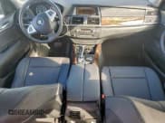 ✅ 2011 BMW X5 35i • VIN: 5UXZV4C52BL412654 • Lot: 96971295. Wystawiony na Copart z przebiegiem 77 112 mil. Bezpłatny archiwum sprzedaży aukcyjnych z USA i szczegółowy raport historii pojazdu na DreamBid. Zdjęcie 8.