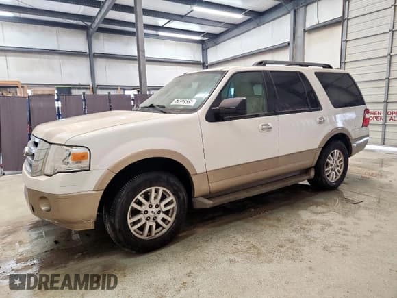 ✅ 2013 Ford Expedition XLT • VIN: 1FMJU1H53DEF63725 • Lot: 57853935. Listed on Copart with 179,523 mi. Free auction sales archive from the USA and detailed vehicle history report at DreamBid. Image 1.