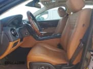 ✅ 2016 Jaguar XJ Portfolio • VIN: SAJWJ2GDXG8W03143 • Lot: 86467114. Listed on Copart with 42,923 mi. Free auction sales archive from the USA and detailed vehicle history report at DreamBid. Image 7.