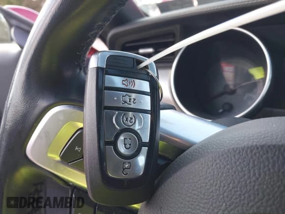 ✅ 2020 Ford Mustang GT • VIN: 1FA6P8CF5L5190332 • Lot: 43517250. Listed on IAAI with 32,663 mi. Free auction sales archive from the USA and detailed vehicle history report at DreamBid. Image 11.