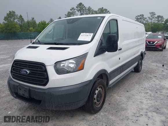 ✅ 2018 Ford Transit • VIN: 1FTYR2YMXJKB11642 • Lot: 42235879. Wystawiony na IAAI z przebiegiem 149 561 mil. Bezpłatny archiwum sprzedaży aukcyjnych z USA i szczegółowy raport historii pojazdu na DreamBid. Zdjęcie 17.