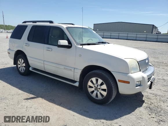✅ 2008 Mercury Mountaineer • VIN: 4M2EU47E68UJ08284 • Lot: 52919285. Wystawiony na Copart z przebiegiem 121 964 mil. Bezpłatny archiwum sprzedaży aukcyjnych z USA i szczegółowy raport historii pojazdu na DreamBid. Zdjęcie 4.