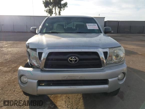 ✅ 2008 Toyota Tacoma PreRunner • VIN: 5TEJU62N88Z577004 • Lot: 43664908. Wystawiony na IAAI z przebiegiem 168 972 mil. Bezpłatny archiwum sprzedaży aukcyjnych z USA i szczegółowy raport historii pojazdu na DreamBid. Zdjęcie 13.