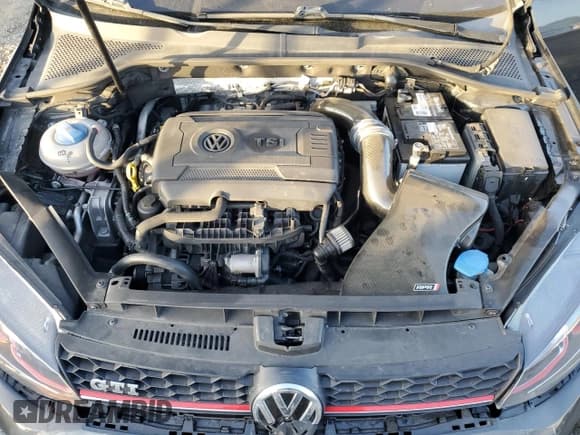 ✅ 2015 Volkswagen Golf GTI S • VIN: 3VW5T7AU3FM002223 • Lot: 84716224. Listed on Copart with 134,954 mi. Free auction sales archive from the USA and detailed vehicle history report at DreamBid. Image 11.