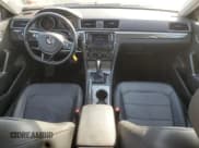 ✅ 2016 Volkswagen Passat SE • VIN: 1VWBS7A36GC021638 • Lot: 85532865. Wystawiony na Copart z przebiegiem 92 559 mil. Bezpłatny archiwum sprzedaży aukcyjnych z USA i szczegółowy raport historii pojazdu na DreamBid. Zdjęcie 8.