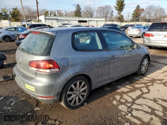 ✅ 2011 Volkswagen Golf TDI • VIN: WVWMM7AJ6BW310398 • Lot: 86644494. Wystawiony na Copart z przebiegiem 111 208 mil. Bezpłatny archiwum sprzedaży aukcyjnych z USA i szczegółowy raport historii pojazdu na DreamBid. Zdjęcie 3.