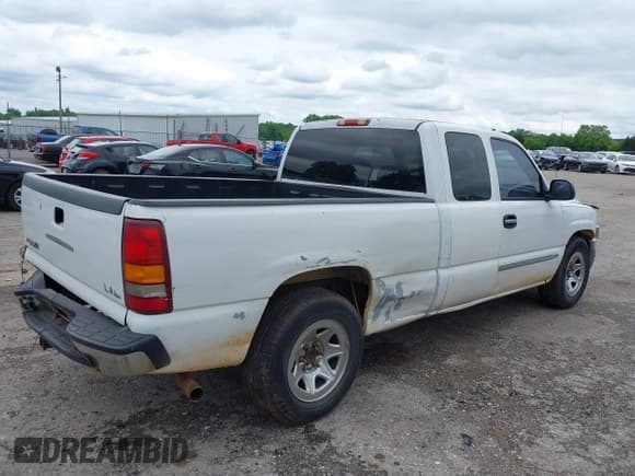 ✅ 2003 GMC Sierra 1500 SLE • VIN: 2GTEC19V631411543 • Лот: 39309570. Опубликован ранее на IAAI с пробегом 162 103 миль. Бесплатный доступ к архиву аукционных продаж из США и подробный отчёт об истории автомобиля на DreamBid. Изображение 4.