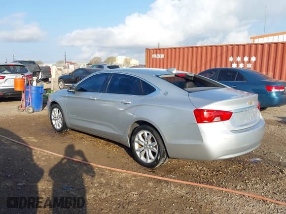 ✅ 2016 Chevrolet Impala LT • VIN: 2G1105SA0G9193329 • Lot: 43714452. Listed on IAAI with 84,842 mi. Free auction sales archive from the USA and detailed vehicle history report at DreamBid. Image 3.