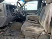 ✅ 2006 Chevrolet Silverado 2500HD Work Truck • VIN: 1GCHC23D46F256314 • Лот: 68255355. Опубликован ранее на Copart с пробегом 325 870 миль. Бесплатный доступ к архиву аукционных продаж из США и подробный отчёт об истории автомобиля на DreamBid. Изображение 7.