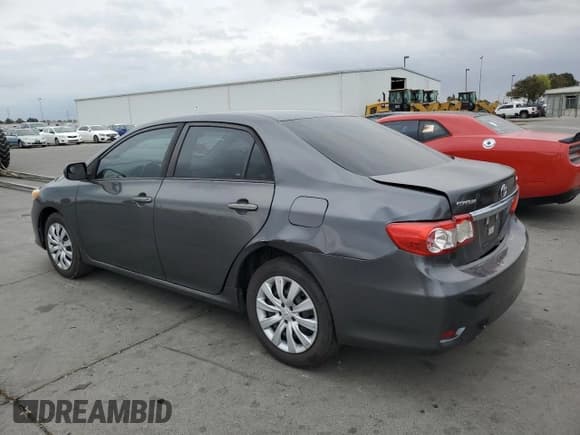 ✅ 2012 Toyota Corolla S • VIN: 2T1BU4EE8CC881503 • Lot: 81919845. Wystawiony na Copart z przebiegiem 194 987 mil. Bezpłatny archiwum sprzedaży aukcyjnych z USA i szczegółowy raport historii pojazdu na DreamBid. Zdjęcie 2.