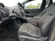 ✅ 2024 Toyota bZ4X XLE • VIN: JTMABACAXRA071027 • Лот: 85533005. Опубликован ранее на Copart с пробегом 12 408 миль. Бесплатный доступ к архиву аукционных продаж из США и подробный отчёт об истории автомобиля на DreamBid. Изображение 7.