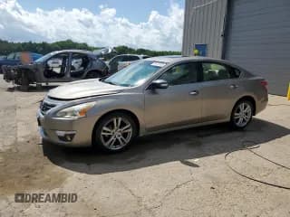 ✅ 2014 Nissan Altima S • VIN: 1N4BL3APXEN362057 • Lot: 61673735. Listed on Copart with 134,936 mi. Free auction sales archive from the USA and detailed vehicle history report at DreamBid. Image 1.