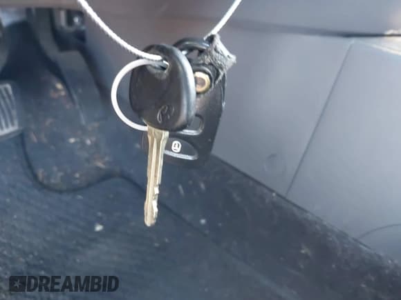 ✅ 2010 Hyundai Santa Fe GLS • VIN: 5NMSGDAB8AH372327 • Lot: 43668861. Listed on IAAI with 88,475 mi. Free auction sales archive from the USA and detailed vehicle history report at DreamBid. Image 11.