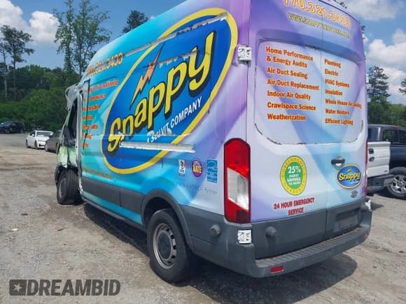 ✅ 2015 Ford Transit Cargo • VIN: 1FTNR2XG6FKA51879 • Lot: 42207467. Wystawiony na IAAI z przebiegiem 204 563 mil. Bezpłatny archiwum sprzedaży aukcyjnych z USA i szczegółowy raport historii pojazdu na DreamBid. Zdjęcie 3.