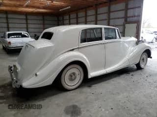 ✅ 1949 Rolls-Royce Wraith • VIN: WDC32 • Lot: 89517745. Wystawiony na Copart z przebiegiem Nie podano. Bezpłatny archiwum sprzedaży aukcyjnych z USA i szczegółowy raport historii pojazdu na DreamBid. Zdjęcie 3.