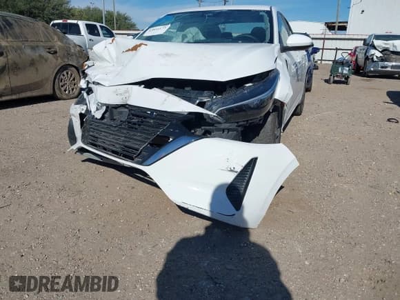 ✅ 2024 Nissan Sentra SV • VIN: 3N1AB8CV3RY297534 • Lot: 43816175. Wystawiony na IAAI z przebiegiem 32 927 mil. Bezpłatny archiwum sprzedaży aukcyjnych z USA i szczegółowy raport historii pojazdu na DreamBid. Zdjęcie 16.