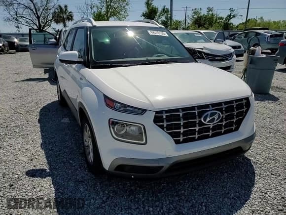 ✅ 2020 Hyundai Venue SEL • VIN: KMHRC8A30LU034311 • Lot: 49376155. Listed on Copart with 19,567 mi. Free auction sales archive from the USA and detailed vehicle history report at DreamBid. Image 11.
