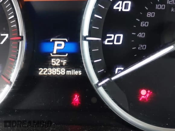 ✅ 2017 Acura MDX • VIN: 5FRYD4H34HB015383 • Lot: 43607767. Listed on IAAI with 223,858 mi. Free auction sales archive from the USA and detailed vehicle history report at DreamBid. Image 15.