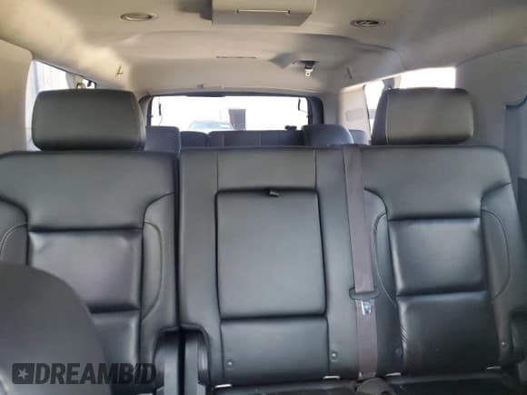 ✅ 2015 Chevrolet Suburban LT • VIN: 1GNSKJKC7FR195218 • Lot: 92090005. Listed on Copart with 257,730 mi. Free auction sales archive from the USA and detailed vehicle history report at DreamBid. Image 10.