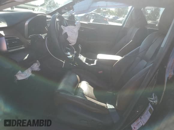 ✅ 2020 Subaru Outback Touring • VIN: 4S4BTAPC1L3154527 • Lot: 90542305. Wystawiony na Copart z przebiegiem 67 641 mil. Bezpłatny archiwum sprzedaży aukcyjnych z USA i szczegółowy raport historii pojazdu na DreamBid. Zdjęcie 7.