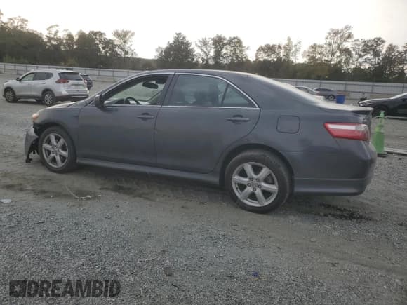 ✅ 2007 Toyota Camry SE • VIN: 4T1BE46K87U675166 • Лот: 89452795. Опубликован ранее на Copart с пробегом 167 797 миль. Бесплатный доступ к архиву аукционных продаж из США и подробный отчёт об истории автомобиля на DreamBid. Изображение 2.