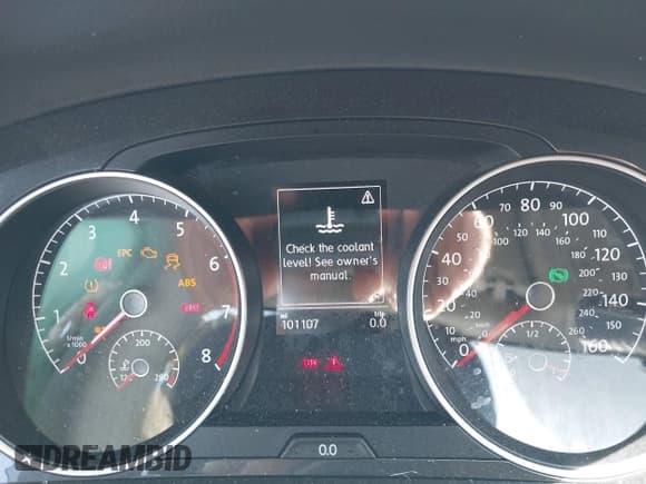 ✅ 2019 Volkswagen Golf S • VIN: 3VWH17AU5KM518869 • Lot: 42457303. Wystawiony na IAAI z przebiegiem 101 107 mil. Bezpłatny archiwum sprzedaży aukcyjnych z USA i szczegółowy raport historii pojazdu na DreamBid. Zdjęcie 7.