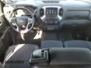 ✅ 2022 Chevrolet Silverado 2500HD LT • VIN: 1GC2YNE73NF121257 • Лот: 50708444. Опубликован ранее на Copart с пробегом 21 135 миль. Бесплатный доступ к архиву аукционных продаж из США и подробный отчёт об истории автомобиля на DreamBid. Изображение 8.