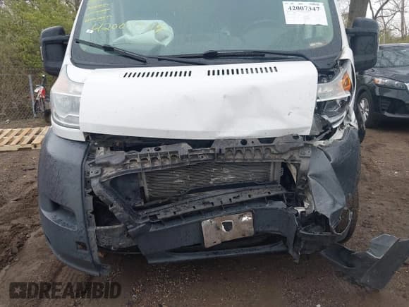 ✅ 2014 Ram ProMaster Cargo • VIN: 3C6TRVAGXEE103010 • Lot: 42007347. Wystawiony na IAAI z przebiegiem 93 970 mil. Bezpłatny archiwum sprzedaży aukcyjnych z USA i szczegółowy raport historii pojazdu na DreamBid. Zdjęcie 6.