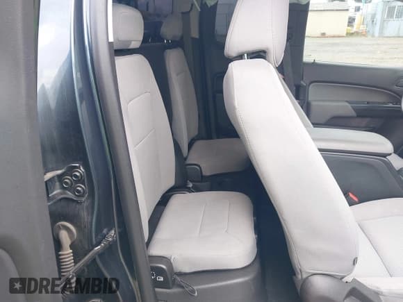 ✅ 2020 Chevrolet Colorado 2WD Work Truck • VIN: 1GCHSBEA8L1164993 • Лот: 42234913. Опубликован ранее на IAAI с пробегом 50 578 миль. Бесплатный доступ к архиву аукционных продаж из США и подробный отчёт об истории автомобиля на DreamBid. Изображение 8.