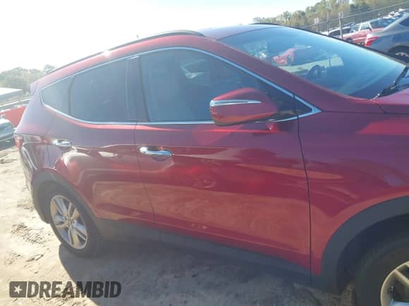 2014 Hyundai Santa Fe z VIN 5XYZU3LA0EG213405, wystawiony jako IAAI lot #43601126 z przebiegiem 171 331 mil mil oraz . Historia ofert i sprzedaży dostępna na DreamBid. Obrazek 13.