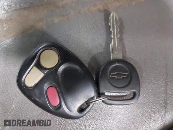 ✅ 2002 Chevrolet Tahoe LT • VIN: 1GNEK13Z72J242434 • Lot: 43894914. Listed on IAAI with 307,748 mi. Free auction sales archive from the USA and detailed vehicle history report at DreamBid. Image 11.