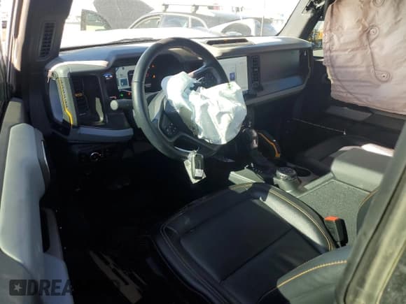 ✅ 2023 Ford Bronco • VIN: 1FMDE5CP4PLC09478 • Лот: 43074085. Опубликован ранее на Copart с пробегом 7 379 миль. Бесплатный доступ к архиву аукционных продаж из США и подробный отчёт об истории автомобиля на DreamBid. Изображение 8.