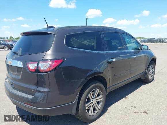 ✅ 2017 Chevrolet Traverse LT • VIN: 1GNKVHKD7HJ191955 • Lot: 42606606. Wystawiony na IAAI z przebiegiem 164 668 mil. Bezpłatny archiwum sprzedaży aukcyjnych z USA i szczegółowy raport historii pojazdu na DreamBid. Zdjęcie 4.