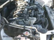 ✅ 2022 Toyota Corolla Cross XLE • VIN: 7MUDAAAG4NV021623 • Лот: 43452210. Опубликован ранее на IAAI с пробегом 32 495 миль. Бесплатный доступ к архиву аукционных продаж из США и подробный отчёт об истории автомобиля на DreamBid. Изображение 22.