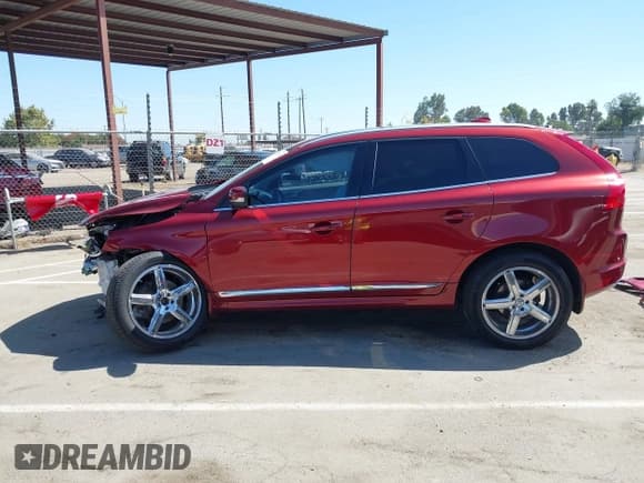 ✅ 2014 Volvo XC60 3.2L • VIN: YV4940DZ6E2534519 • Lot: 42872230. Listed on IAAI with 158,807 mi. Free auction sales archive from the USA and detailed vehicle history report at DreamBid. Image 15.