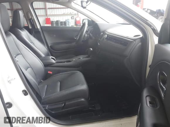 ✅ 2022 Honda HR-V EX-L • VIN: 3CZRU6H70NM719876 • Лот: 42238460. Опубликован ранее на IAAI с пробегом 15 136 миль. Бесплатный доступ к архиву аукционных продаж из США и подробный отчёт об истории автомобиля на DreamBid. Изображение 5.