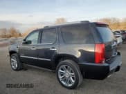 ✅ 2013 Cadillac Escalade Platinum Edition • VIN: 1GYS4DEF3DR205700 • Лот: 41800305. Опубликован ранее на Copart с пробегом 42 437 миль. Бесплатный доступ к архиву аукционных продаж из США и подробный отчёт об истории автомобиля на DreamBid. Изображение 2.